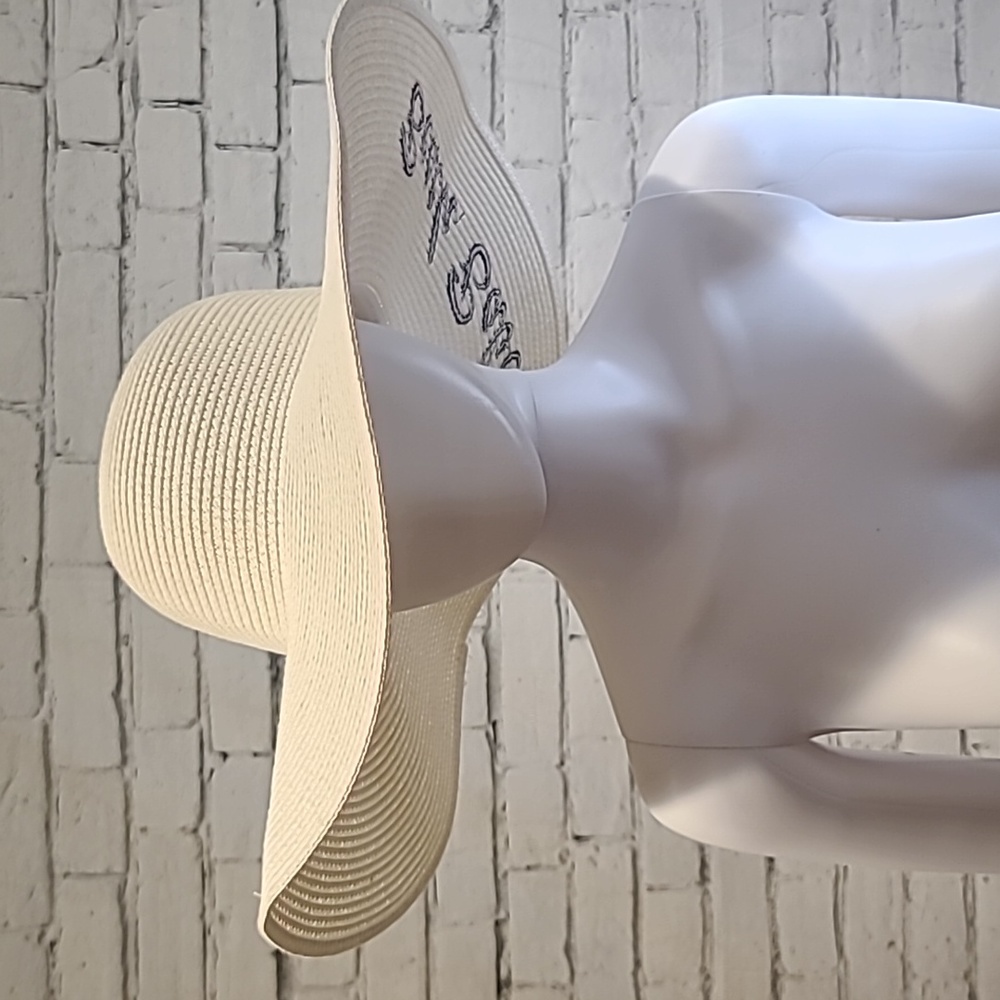 Magid Hats Travel Packable Sun Hat UPF 50+ White Floppy Straw Hat w/Beach Babe
